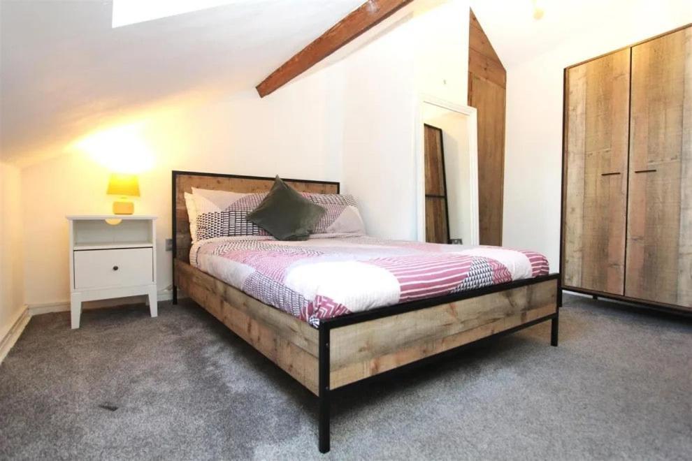 Large New-York Style Apartment In City Centre Leeds  Exterior photo